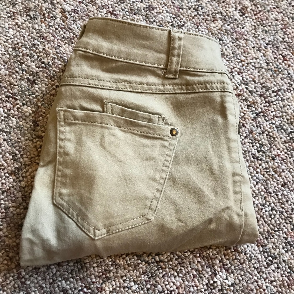 Tan skinny jeans